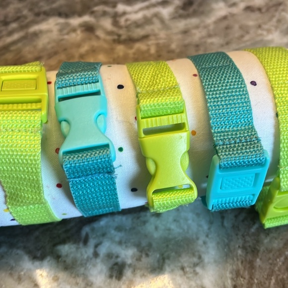 Lovevery Buckle Barrel - Picture 3 of 5